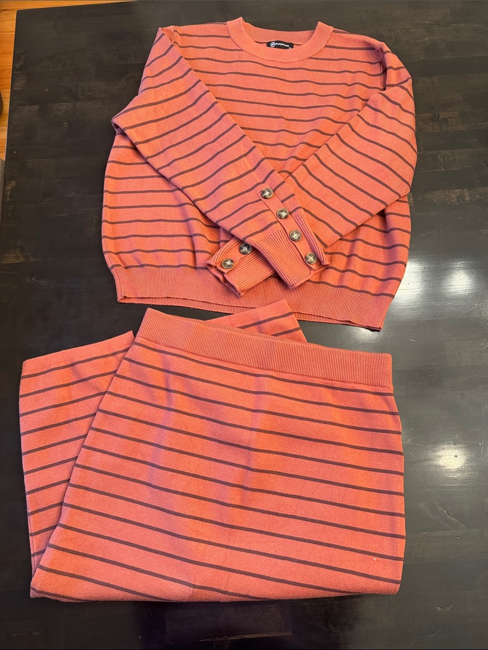Pretty Garden sweater and skirt